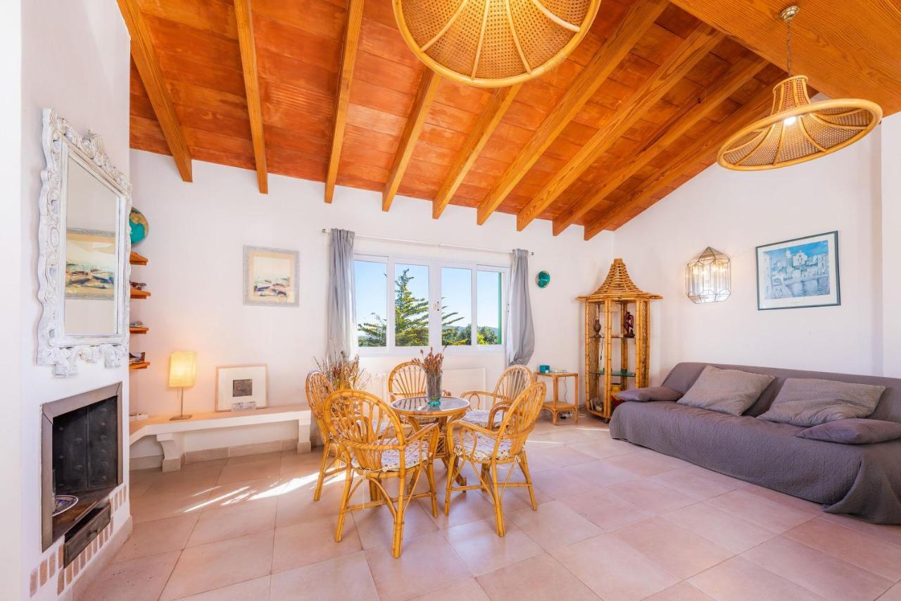 Santa Maria Villa *
